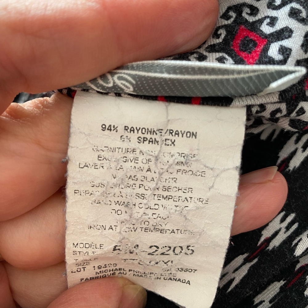 Patterned Button-Up Shirt - Picture 8 of 12